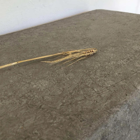 Natural Pollution-free Handmade Concrete Table